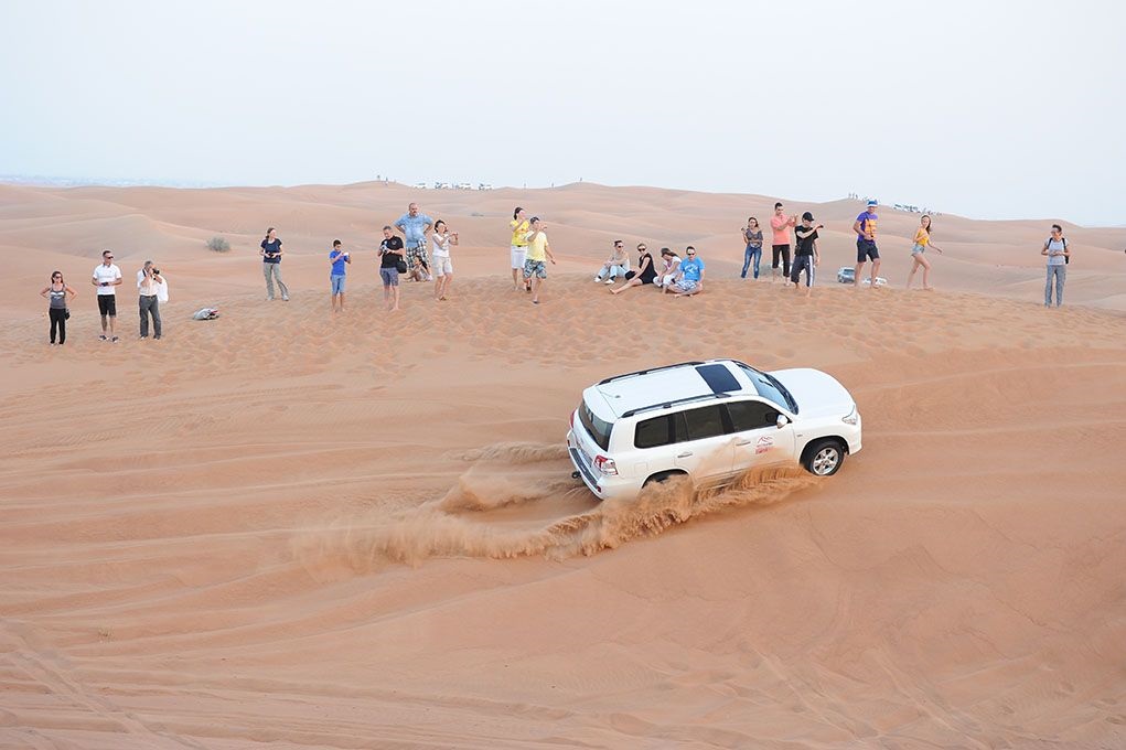 dubai-desert-safari-with-dune-bashing