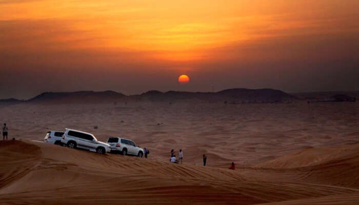 dubai-desert-safari-with-dune-bashing-sunset